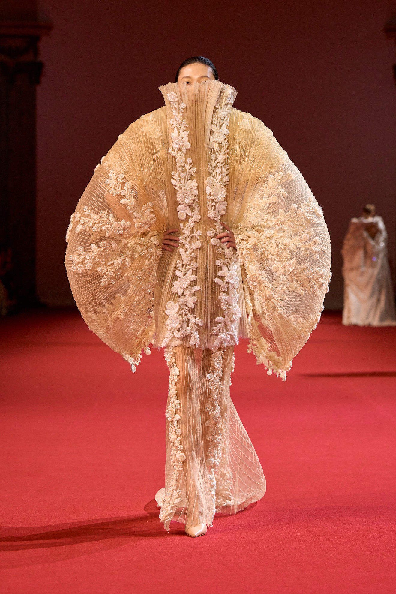 من مجموعة Manish Malhotra  خريف و شتاء  2026 للأزياء الراقية